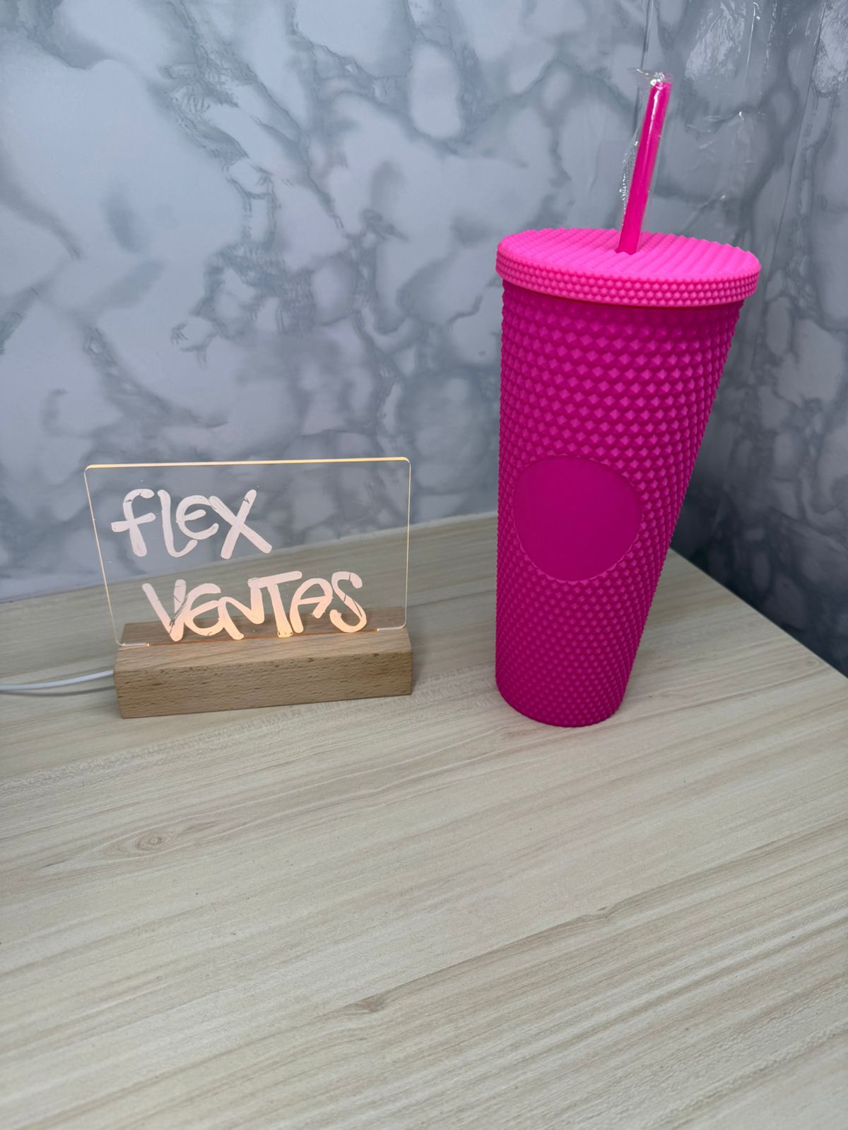 TERMO VASO TUMBLER CON PITILLO TEXTURIZA